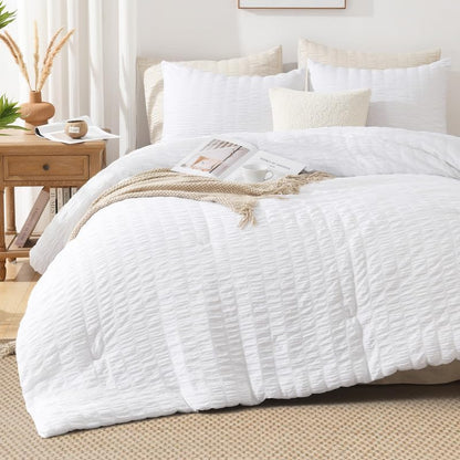 AveLom Seersucker Oversized King Comforter Set White (120x98 in), 3 Pieces 100% Soft Washed Microfiber Lightweight Comforter with 2 Pillowcases, All Season Down Alternative Comforter Set for King Bed