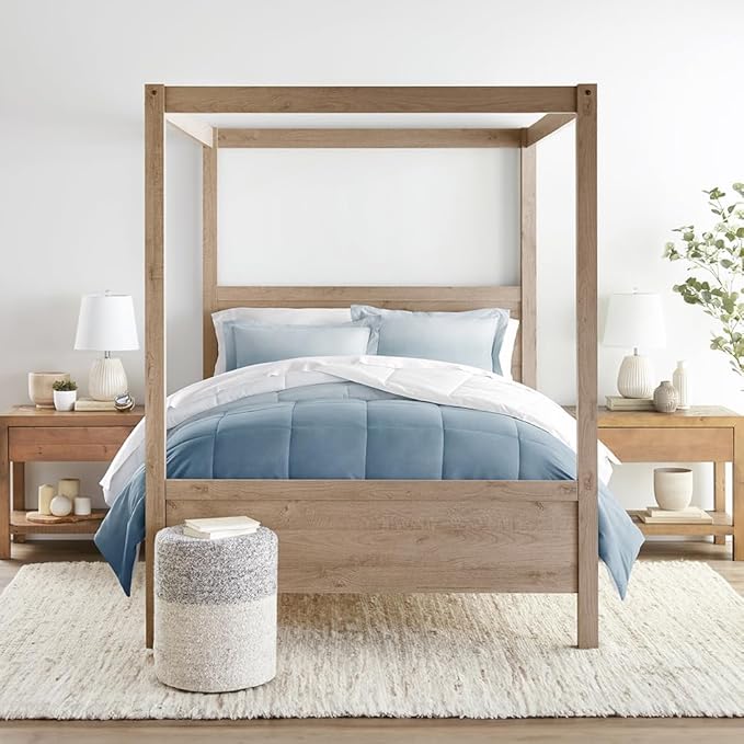 LINENS & HUTCH Comforter Set Patterned Microfiber All Season Down-Alternative Ultra Soft Bedding in Ocean Waves White - Full/Queen Ocean Waves White Light Blue