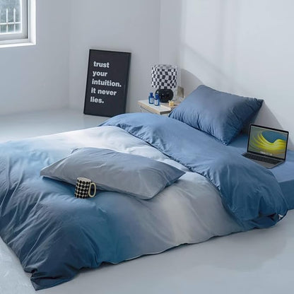 CLOTHKNOW Blue White King Size Comforter Set Blue Gradient Bedding Comforter Sets Soft All Season Navy Comforter with 2 x Pillow Cases