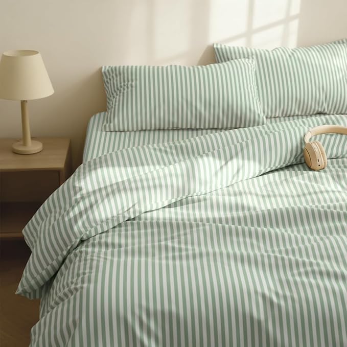Striped Comforter Set Queen Size Green White Wide Stripes Pattern Bedding Set for All Season Soft Fluffy Down Alternative Comforter 3 Pieces, 100% Microfiber, 2 Pillowcases