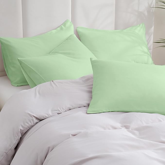 ZPECC Pillow Cases Standard Size Set of 4, 20x26 Envelope Closure Pillowcases, Soft Plain Brushed Microfiber Covers Hypoallergenic Breathable, Sage Green