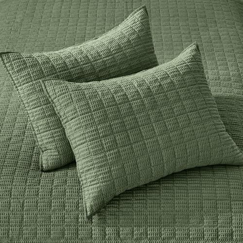 Levtex Home Cloud Waffle Full/Queen Quilt Set (88x92in) and 2 Pillow Shams (26x20in) - Box Quilted Waffle Texture - Forest Green - Cotton Full/Queen Size Quilt Bedding Set - Lightweight Soft