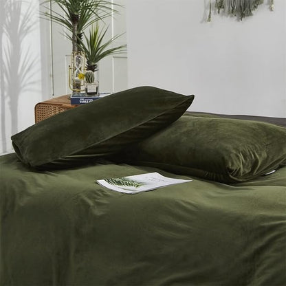 Houseri Olive Green Velvet Comforter Set Queen Fluffy Army Bedding Sets Size Dark Sherpa Puffy Military Bed Flannel Warm Color Blanket Queen(90''*90''-Comforter)