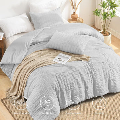 AveLom Seersucker Oversized Queen Comforter Set Light Grey (98x98 in), 3 Pieces 100% Soft Washed Microfiber Lightweight Comforter, All Season Down Alternative Comforter Set for Queen Bed