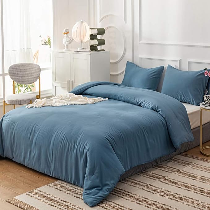 CLOTHKNOW Lake Blue Queen Comforter Set Blue Bedding Sets Soft Girls Women Comforter Queen with 2 x Pillow Cases