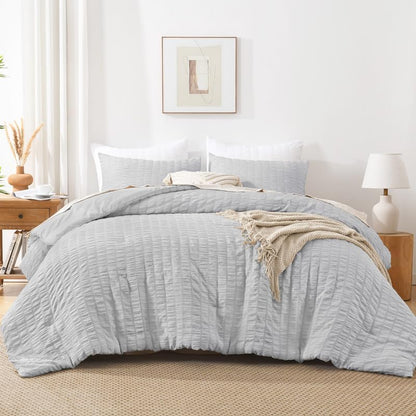 AveLom Seersucker Oversized Queen Comforter Set Light Grey (98x98 in), 3 Pieces 100% Soft Washed Microfiber Lightweight Comforter, All Season Down Alternative Comforter Set for Queen Bed