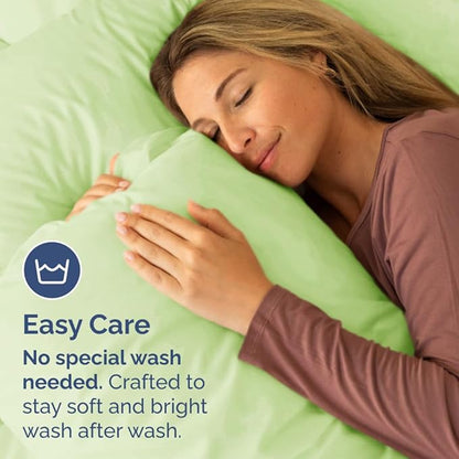 Queen Pillow Cases Set of 4 - Ultra Soft Hotel Quality Pillowcase Covers - Comfy, Cozy & Wrinkle Free - Shrinkage & Fade Resistant - Machine Washable Pillow Protectors - 4 Piece Set - Light Sage Green