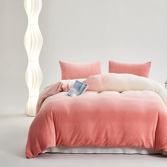 Houseri Pink White Velvet Comforter Set Queen Gradient Light Pink Fluffy Fuzzy Bedding Quilts Women Girls Ultra Comfy Soft Baby Pink Flannel Blush Pink Sherpa Bed Blankets Plush Warm Cozy Queen Size