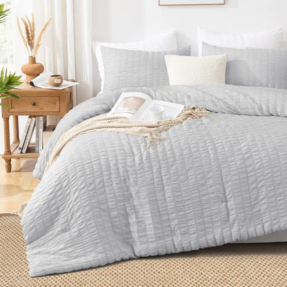 AveLom Seersucker Oversized Queen Comforter Set Light Grey (98x98 in), 3 Pieces 100% Soft Washed Microfiber Lightweight Comforter, All Season Down Alternative Comforter Set for Queen Bed