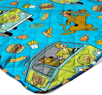 Northwest Warner Bros Scooby-Doo Super Snacky Quilted Throw Blanket, Mystery Machine Themed Design, Comfy Throw, Adults Boys Girls, Soft Lightweight Bedding for Bed, or Couch, 60 x 80 inches