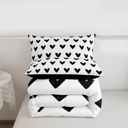 Love Comforter Set King White and Black Heart Pattern Bedding for Women Men Teens Valentine Day Gift Down Comforter Cartoon Love Heart Quilted Duvet Geometric Soft Warm Bedding Sets Bedroom Decor