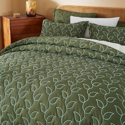 EVENHUG Quilt King Size Bedding Set with Pillow Sham Lightweight Bedspreads Coverlet Soft Reversible Bed Cover for All Season 3 Piece
