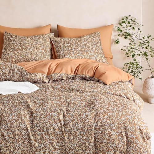 Wake In Cloud - Floral Comforter Set, Cute Vintage Flower Cottagecore Aesthetic for Women Teen Girls, Soft Lightweight Dorm Bedding, 3 Pieces, Rust Brown, Full Size
