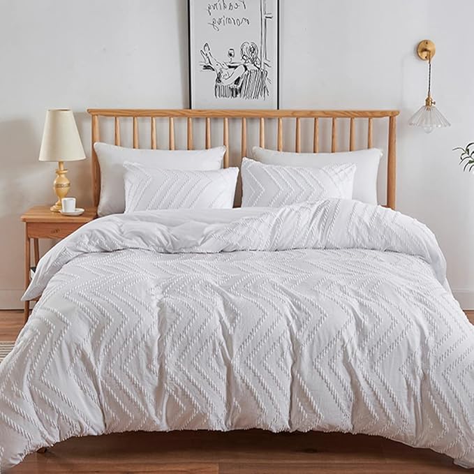 CLOTHKNOW White Tufted Full Size Comforter Sets 3Pcs Farmhouse Bedding Sets Soft Shabby Chic Boho Comforter with 2 x Pillow Cases