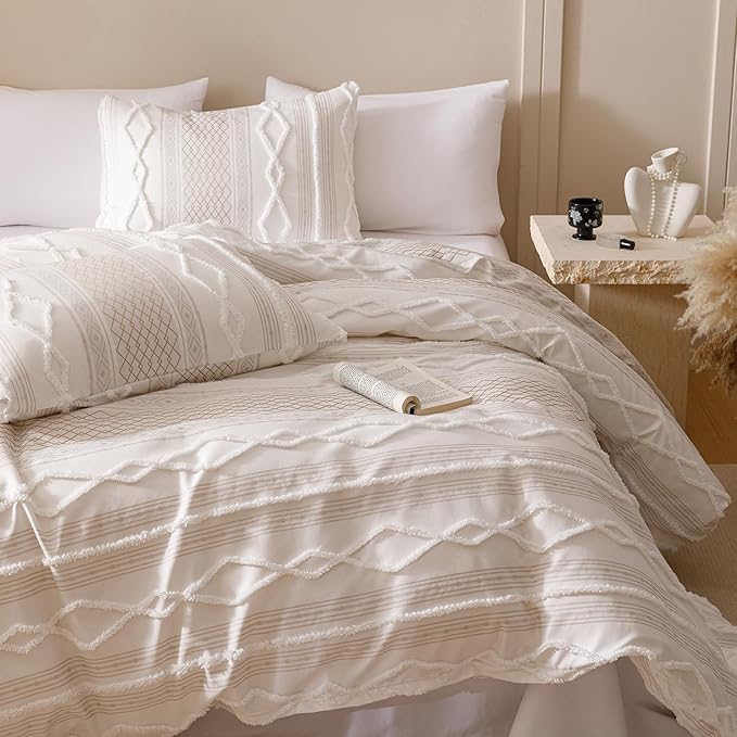 CLOTHKNOW Ivory Bohemian Queen Comforter Set Jacquard Stripes Bedding Comforter Sets Farmhouse White Comforters with 2 x Pillow Cases