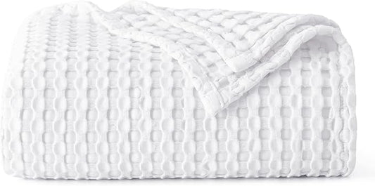 Bedsure Cooling Cotton Waffle Twin XL Blanket - Lightweight Breathable Blanket of Rayon Derived from Bamboo for Hot Sleepers, Luxury Throws for Bed, Couch and Sofa, White, 66x90 Inches