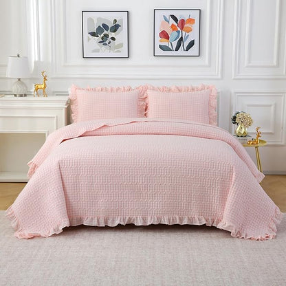 Blush White Ruffle Gingham Quilt Set Queen Size with 2 Pillow Shams, 100% Washed Cotton Yarn-Dyed Quited Bedspread Farmhouse Bedding Set (Blush, Queen) | 100% washed cotton, gingham quilts, ruffles