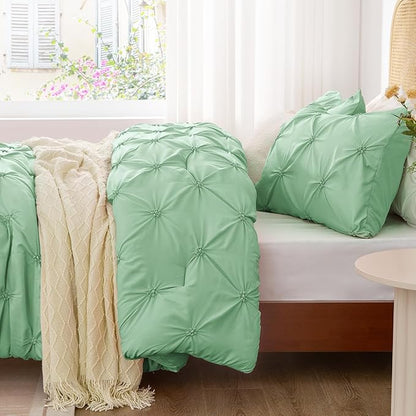 BEDELITE Sage Green King Size Comforter Set - 3 Pieces Boho Pintuck Bedding Comforter Sets, Lightweight Soft & Warm King Bedding Set with 2 Pillowcases for All Season