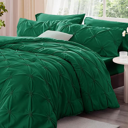 BEDELITE Forest Green King Size Comforter Set - 3 Pieces Boho Pintuck Bedding Comforter Sets, Lightweight Soft & Warm King Bedding Set with 2 Pillowcases for All Season