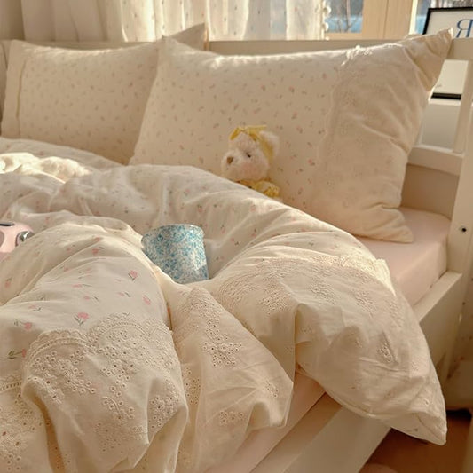 VM VOUGEMARKET Lace Comforter Set Queen Garden Flower Comforter with 2 Pillowcaases Cottagecore Bedding Set Pink Floral Comforter Set 90"x90"