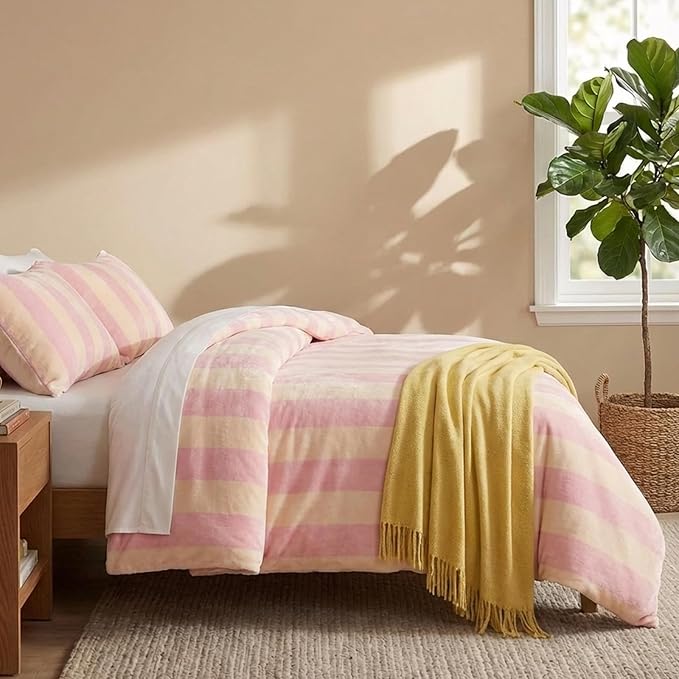 Bedbay Pink Striped Comforter Set King Size Luxury Velvet Comforter Set Cozy Reversible Fleece Soft & Warm Fluffy Flannel Bedding Blush Yellow Stripes Pattern King Bed Set 3 Pcs with Pillowcases