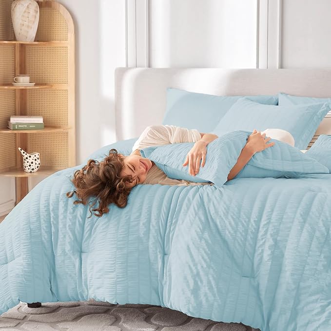 MUXHOMO 7 Pieces Full Comforter Set, Seersucker Bed in a Bag Full Size, All Season Luxury Bedding Set with Comforter, Flat Sheet, Fitted Sheet, Pillowcases & Shams, Lake Blue