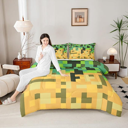 Pixelated Miners Game Kids Bedding Set King Size,Geometric Check Video Games Comforter Set,Gamepad Grid Gaming Quilt Comforter,Green Yellow Bedroom Duvet Insert,2 Pillowcases
