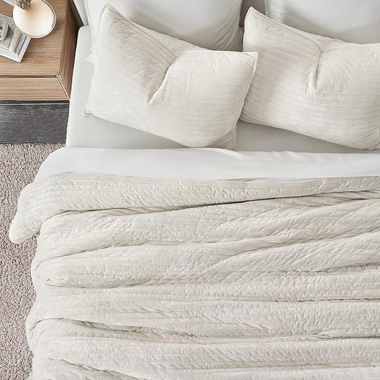 EVERGRACE Velvet Quilt Set California King 118'' x 106'', Luxurious Soft Striped Channel Bedding Set, Lightweight Velvet Comforter for All Season, Oversized Bedspread Coverlet w/ 2 Shams, Ivory White
