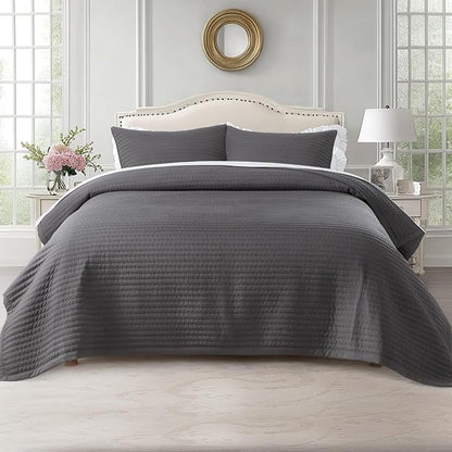KASENTEX Oversized Queen Quilt Set 102"x106" – Soft Washed 3-Layer Lightweight Bedspread, Minimalist Nordic Design, All-Season Spring & Summer Quilt Set (1 Quilt + 2 Pillow Shams),Tornado Dark Grey