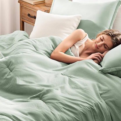 Oversized King Comforter Set SageGreen,3PCS Soft Lightweight Breathable Bedding Comforter for All Season, Oversized King Size(120''×98'' Comforter & 2 Pillowcases)