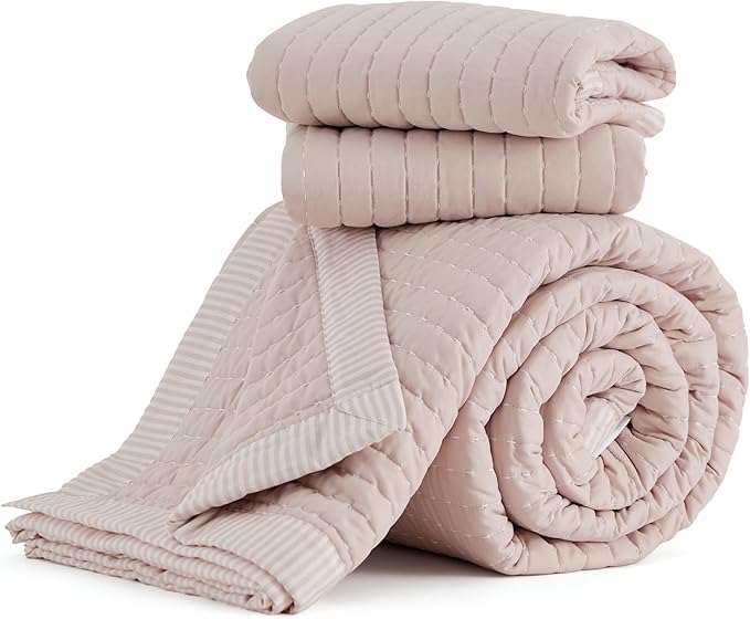 Bedsure Pink Quilts King Size - King Quilt Bedding Set Bedspread Coverlet, Lightweight Corduroy Pattern Bedspread, 3-Piece Set with 106"x96" Coverlet & 2 Pillow Shams, All-Season Soft Microfiber