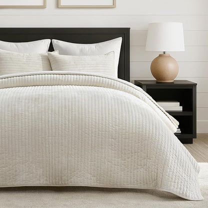 EVERGRACE Velvet Quilt Set California King 118'' x 106'', Luxurious Soft Striped Channel Bedding Set, Lightweight Velvet Comforter for All Season, Oversized Bedspread Coverlet w/ 2 Shams, Ivory White