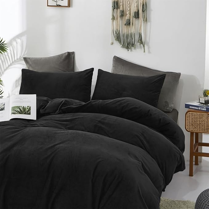CLOTHKNOW Black Queen Comforter Set Velvet Bedding Comforter Sets Soft Comforter Queen Black Comforter with 2 x Pillow Cases