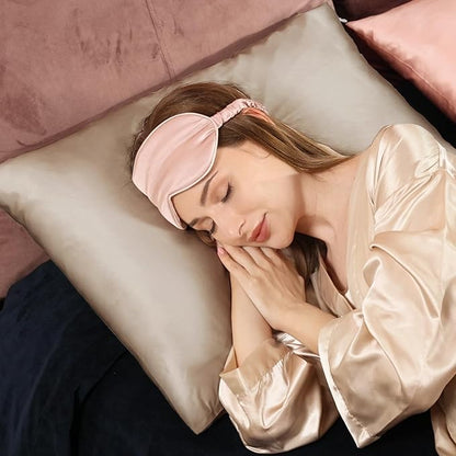 Adubor 100% Silk Pillowcase - Mulberry Silk Pillow Cases, 22 Momme 6A Grade Fibers, Silk Pillow Case for Hair and Skin Health, with Hidden Zipper (Standard 20''×26'', Apricot, 1PC)