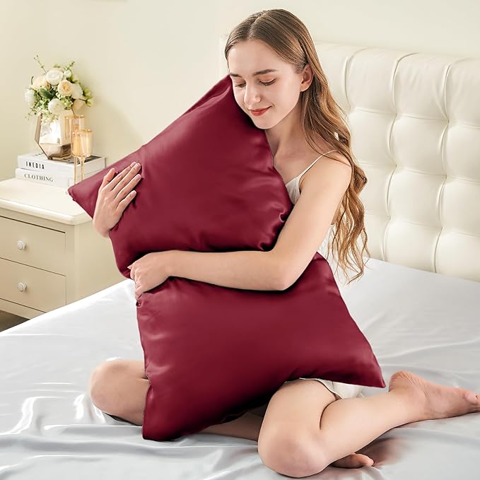 INFIIXSO Mulberry Silk Pillowcase for Hair and Skin, Silk Pillow Cases Standard Size with Hidden Zipper 20x26 Inches, Super Smooth and Soft Cooling Pillow Cases for Hot Sleepers(Burgundy, 1 Pack)