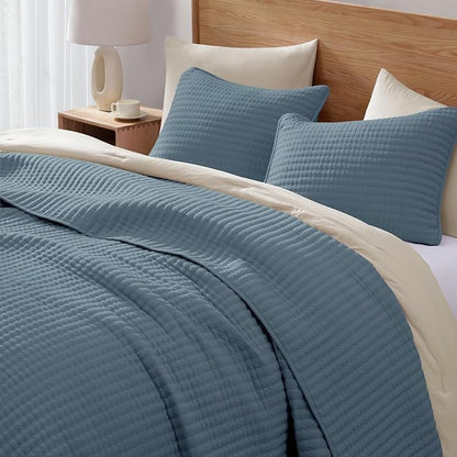 WRENSONGE King Size Quilt-3 Pieces Lightweight Bedspreads Oxford Blue King Quilt Bedding Set for All Seasons, Soft Summer Coverlet with 2 Pillow Shams Suitable for Bed, Couch, Quilt Blanket