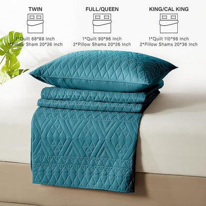 akkialla King/Cal King Quilt Set, Teal Lightweight Microfiber Bedspread Coverlet, Boho Geometric Pattern, Soft All-Season Bedding, 3-Piece (1 Quilt, 2 Pillow Shams) | Breathable fabric, Modern style