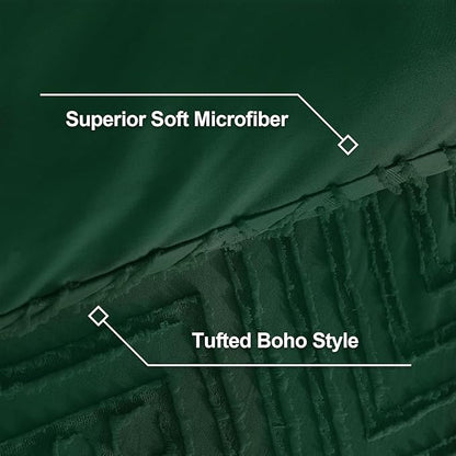 Litanika Super King Comforter Emerald Green, 3 Pieces Dark Green Tufted Boho Farmhouse Bedding Comforter Set, Lightweight Fluffy All Season Comforter Set (120x120In Comforter & 2 Pillowcases)