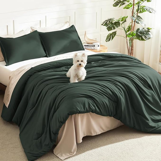 Litanika Forest Green Comforter Set Queen Size, 3 Pieces Lightweight Solid Bedding Comforter Set, All Season Fluffy Bed Set (90x90In Comforter & 2 Pillowcases)