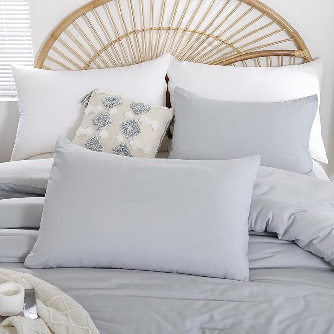 weigelia Grey Queen Comforter Sets - Soft Warm Light Grey Comforter for Queen Size Bed (1 Comforter, 2 Pillowcases)