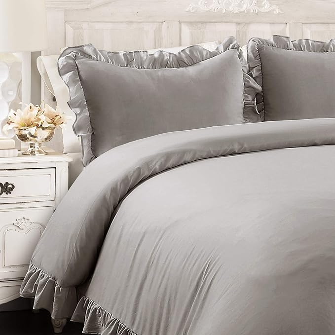 Lush Decor Reyna Ruffle Comforter Set - 3 Piece Cozy Ruffled Bedding Set - Timeless Elegance and Comfort for Bedroom - King, Gray