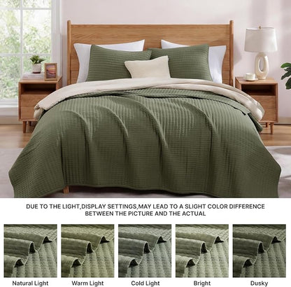 WRENSONGE Twin Quilt-2 Pieces Lightweight Bedspreads Olive Green Twin Quilt Bedding Set for All Seasons, Soft Summer Coverlet Suitable for Bed, Couch, Quilt Blanket