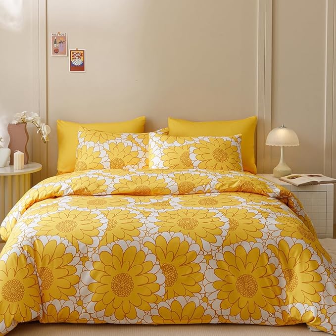 CLOTHKNOW Yellow Sunflower Queen Comforter Set Floral Bedding Comforter Sets Botanical Queen Comforter with 2 x Pillow Cases