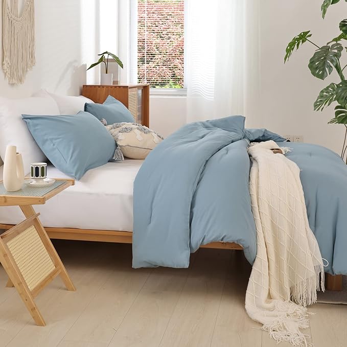 ROSGONIA Dusty Blue Twin/Twin XL Comforter Set for Boys Girls, 1 Blue Comforter & 1 Pillowcase, Lightweight Kids Comforter All Season Dorm Bedding