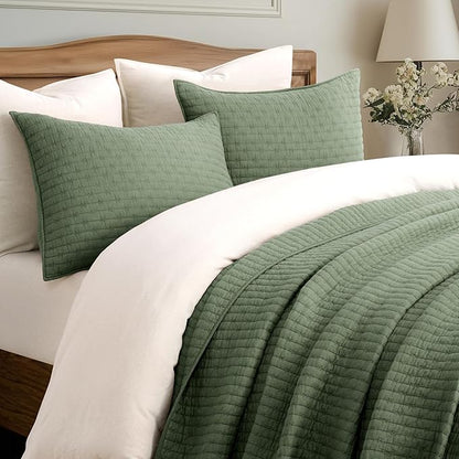 EVERGRACE Cross Stitch Pre-Washed Cotton Quilt Bedding Set King Size, Oversized 3 Pieces Lightweight Bedspread Coverlet for All Season, with 2 Matching Shams, Olive Green,108"x96"