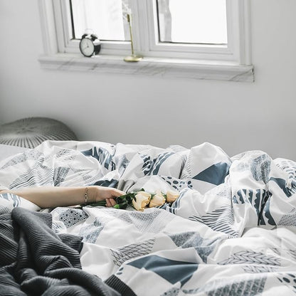 mixinni Comforter King Size Fluffy Modern Style Geometric Grayish Blue Triangle Patterned Comforter Set for All Season 3 Pieces 1 Soft Comforter with 2 Pillow Shams
