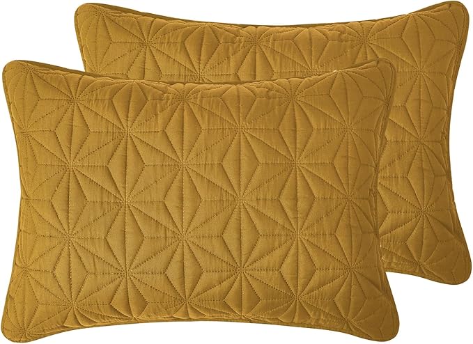 VCNY Home King Size 3-Piece Bedding Set | Lightweight Quilt & Matching Shams | Ultra-Soft & Breathable Fabric | Durable & Wrinkle Resistant | Medium-Weight for Year Round Use | Serena Collection, Gold