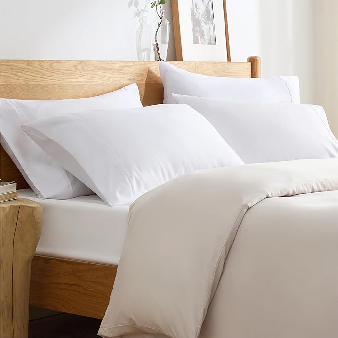 Bedsure Pillow Cases Standard Size Set of 4 - White Brushed Microfiber Pillowcases 4 Pack, Super Soft and Cozy Pillow Case Covers with Envelope Closure for Kids, Wrinkle, Fade Resistant, 20x26 Inches