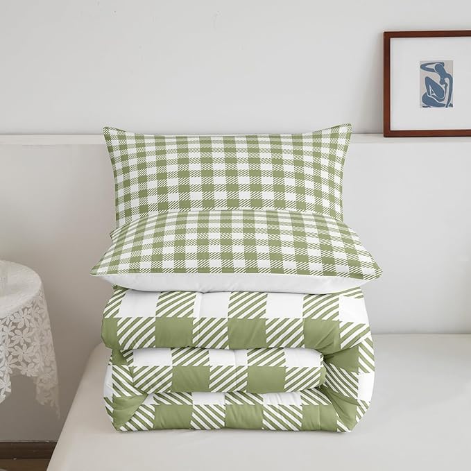 Manfei Green Plaid Comforter Set Buffalo Check Plaid Bedding Set Classic Gingham Pattern Bedding Home Decor Light Green White Scottish Comforter King Size Quilted Duvet Set with 2 Pillowcase