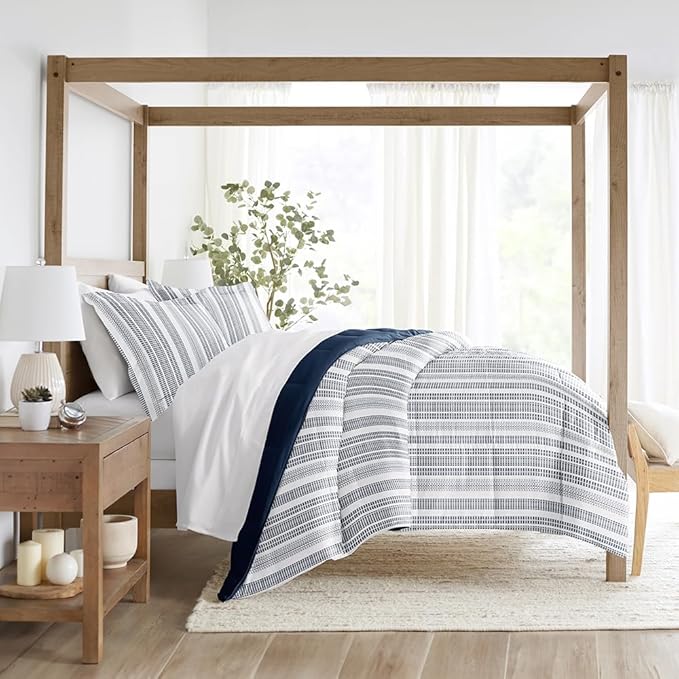 LINENS & HUTCH Comforter Set Patterned Microfiber All Season Down-Alternative Ultra Soft Bedding in Farmhouse Dreams - Full/Queen Farmhouse Dreams Navy